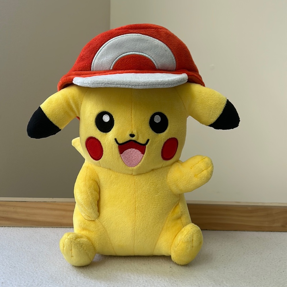 Pokémon Pikachu Plush